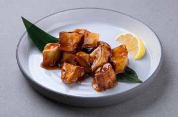 Хрустящие баклажаны в соусе «Шикари» подарок